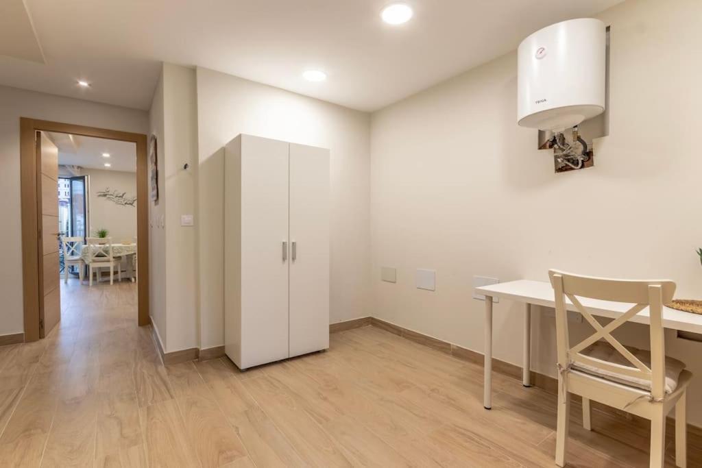 El Toison 12 Parking Gratis-6 Pax Centro Historico Apartment Bilbao Exterior photo